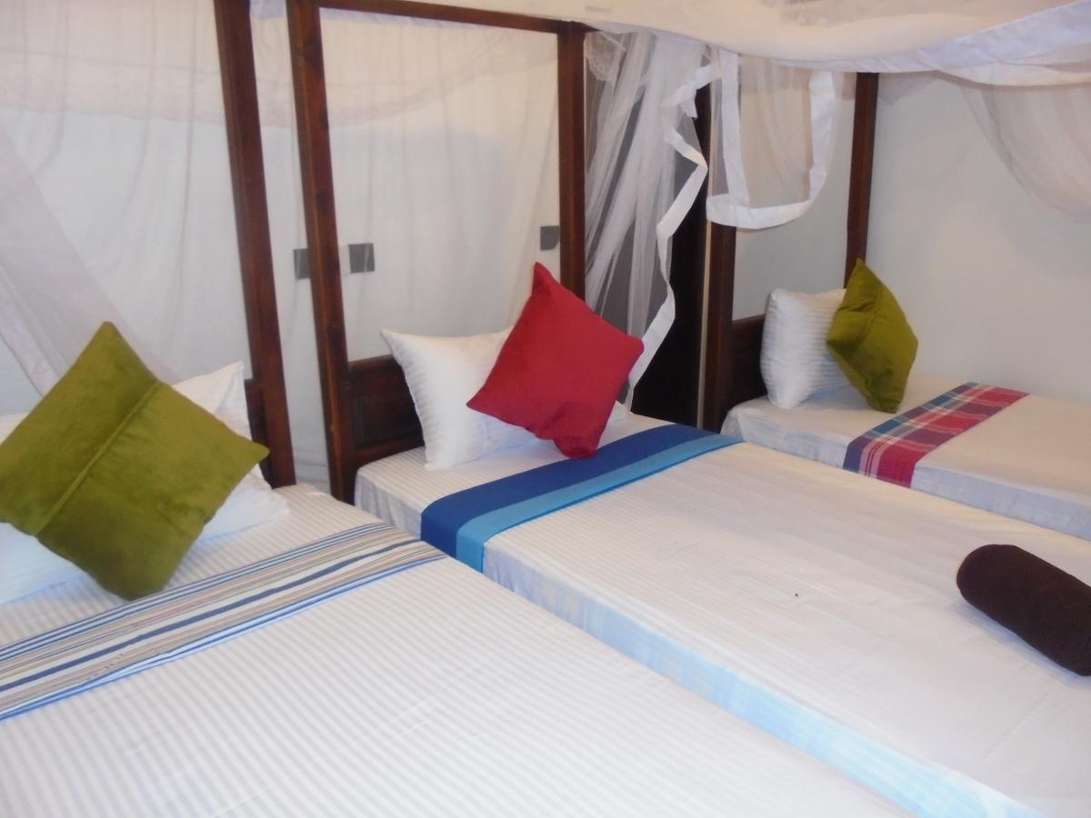 Surf Bay Resort อารูกัมเบย์ ภายนอก รูปภาพ